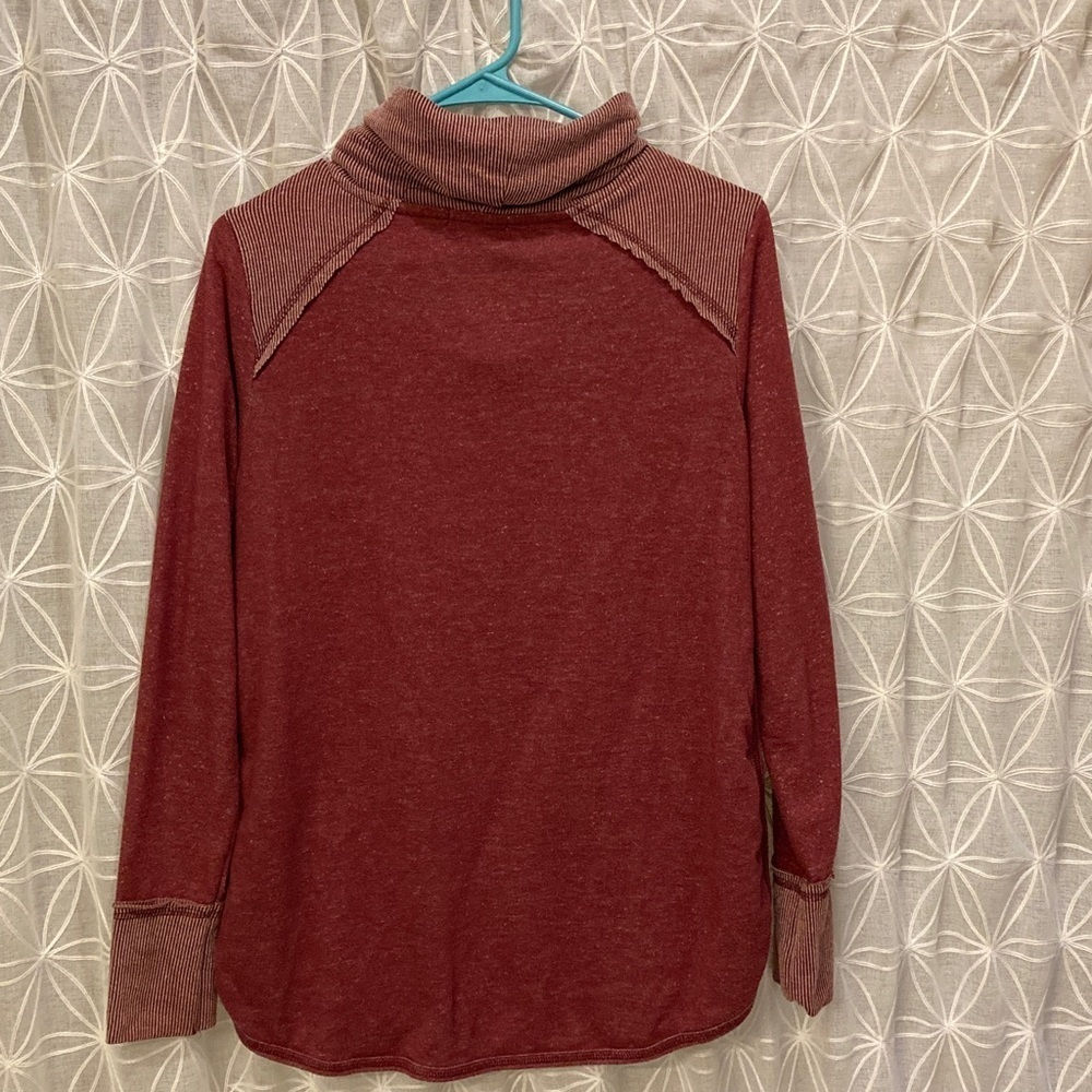 Maurices Cowl Neck Pull Over - Picture 8 of 10